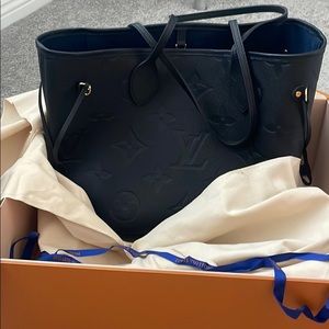 Brand new never used Louis Vuitton never full MM